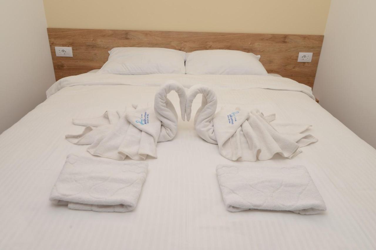 Noce Apartments - Premium Lake View Ohrid Bagian luar foto