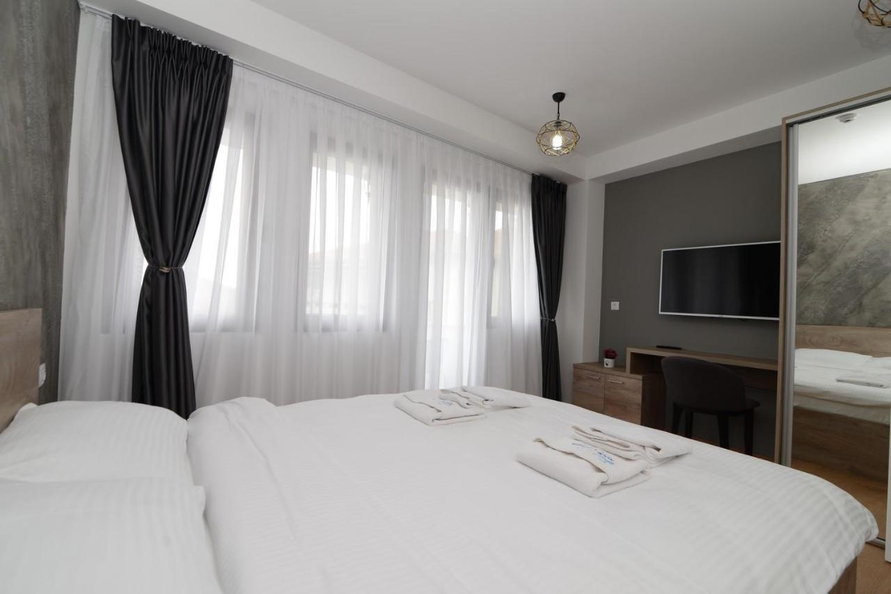 Noce Apartments - Premium Lake View Ohrid Bagian luar foto