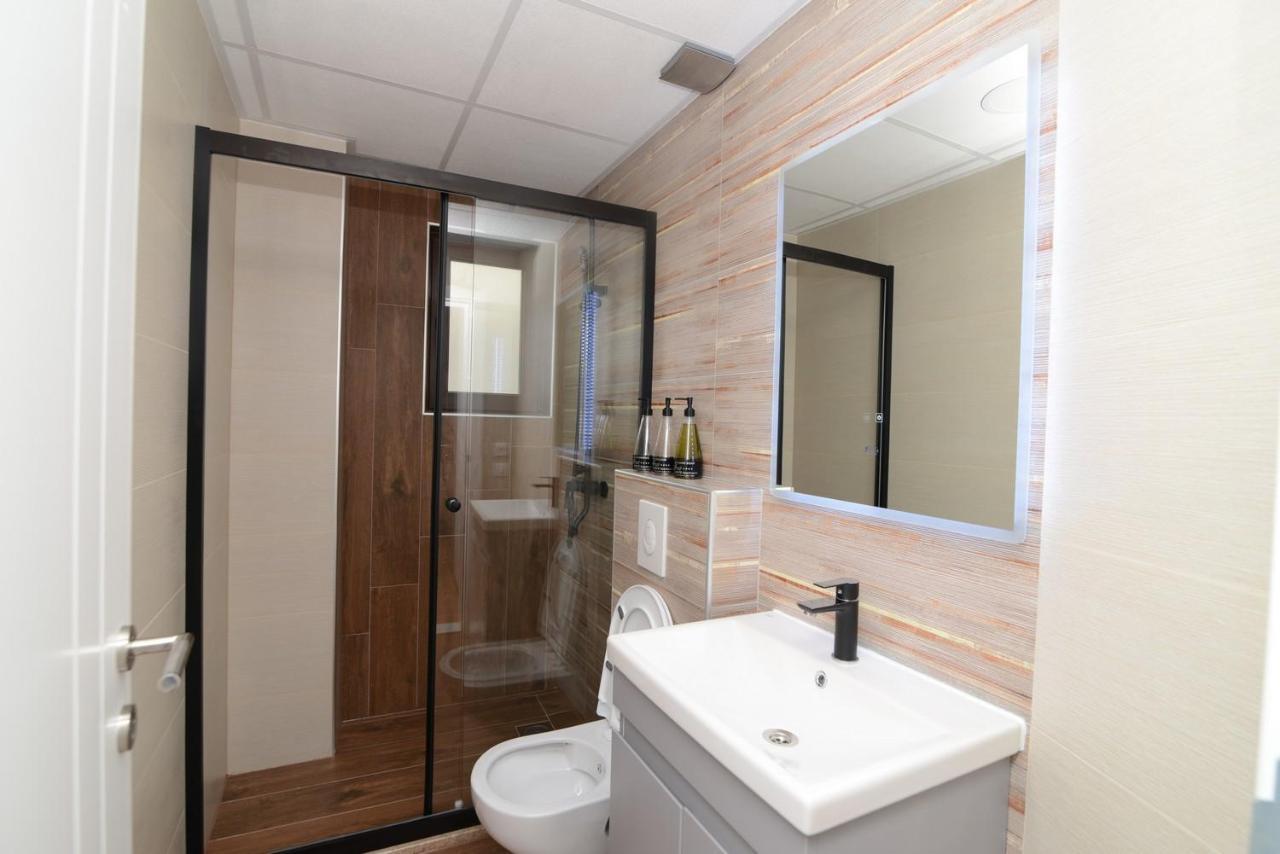 Noce Apartments - Premium Lake View Ohrid Bagian luar foto