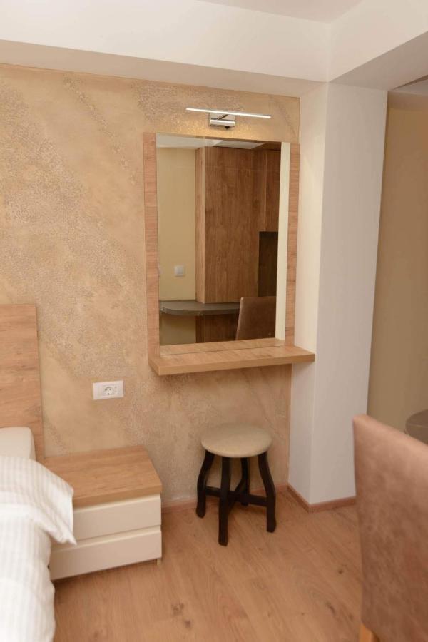 Noce Apartments - Premium Lake View Ohrid Bagian luar foto