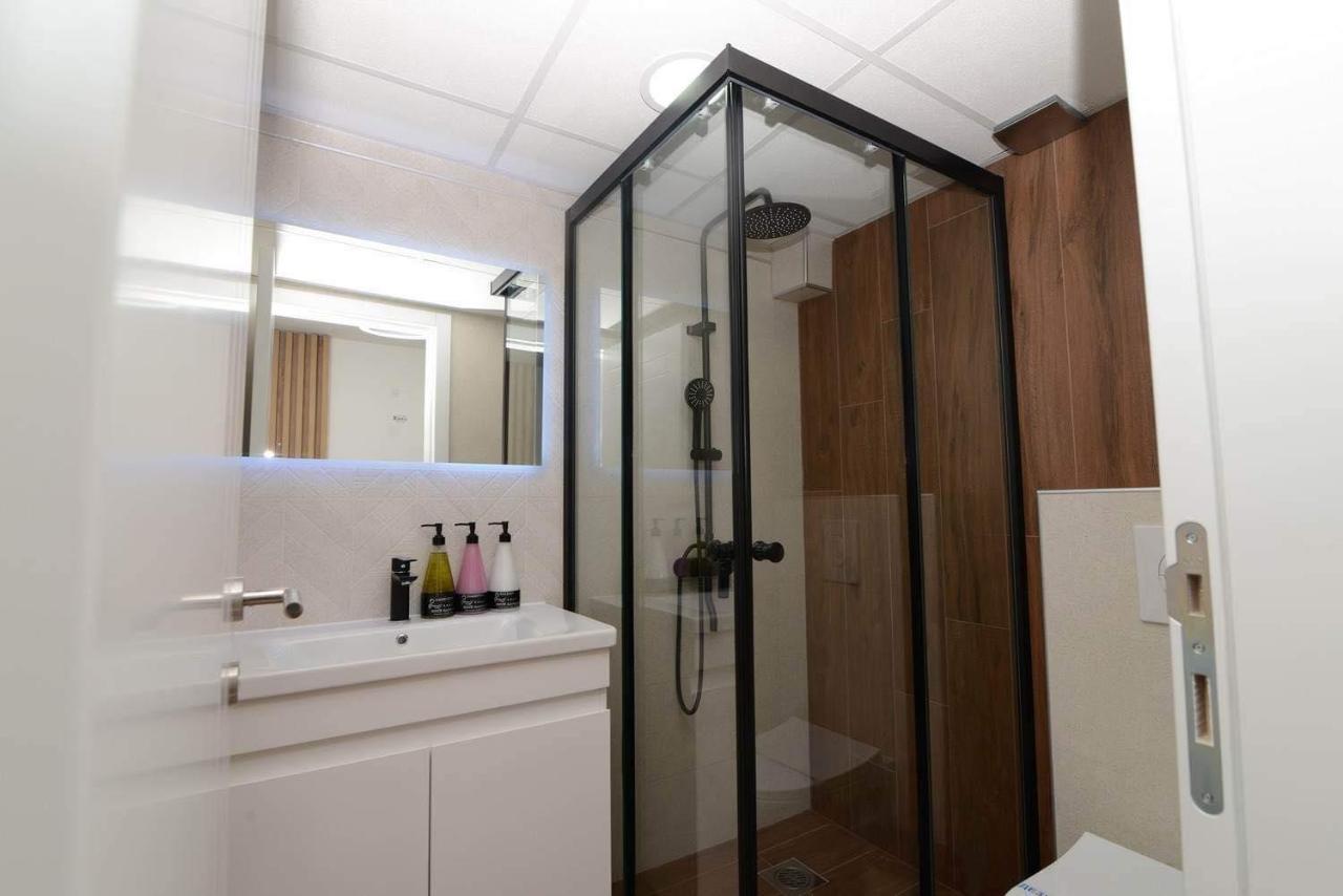 Noce Apartments - Premium Lake View Ohrid Bagian luar foto